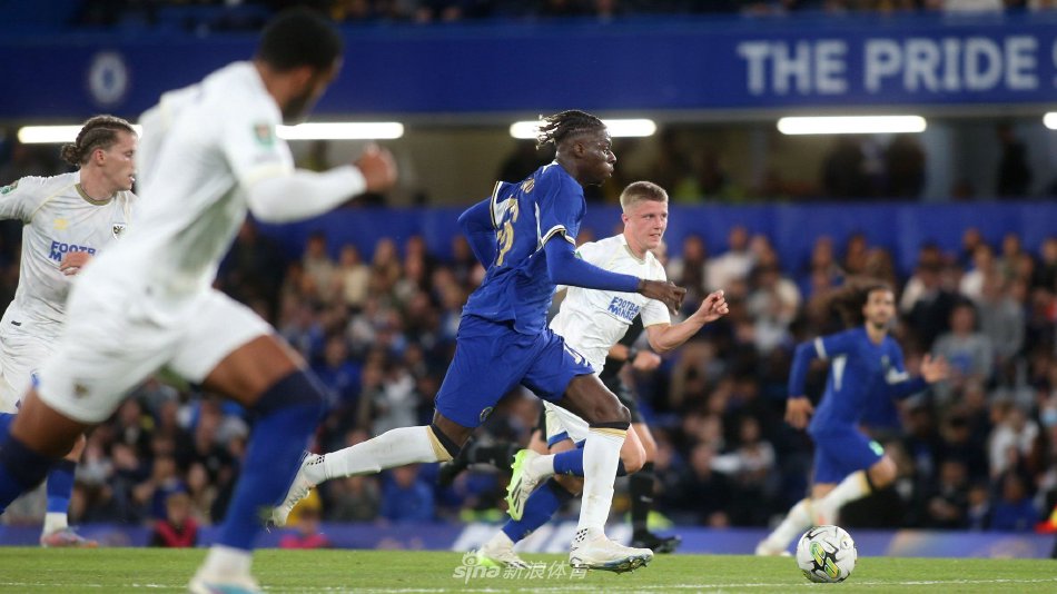 不仅如此 不仅如此