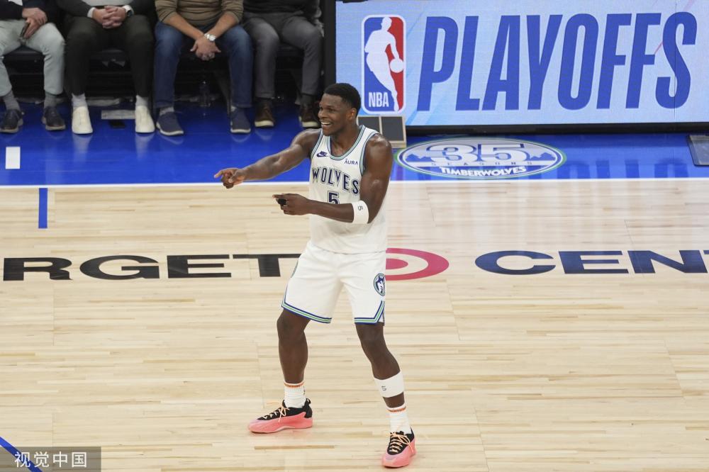 次上演精彩 次上演精彩