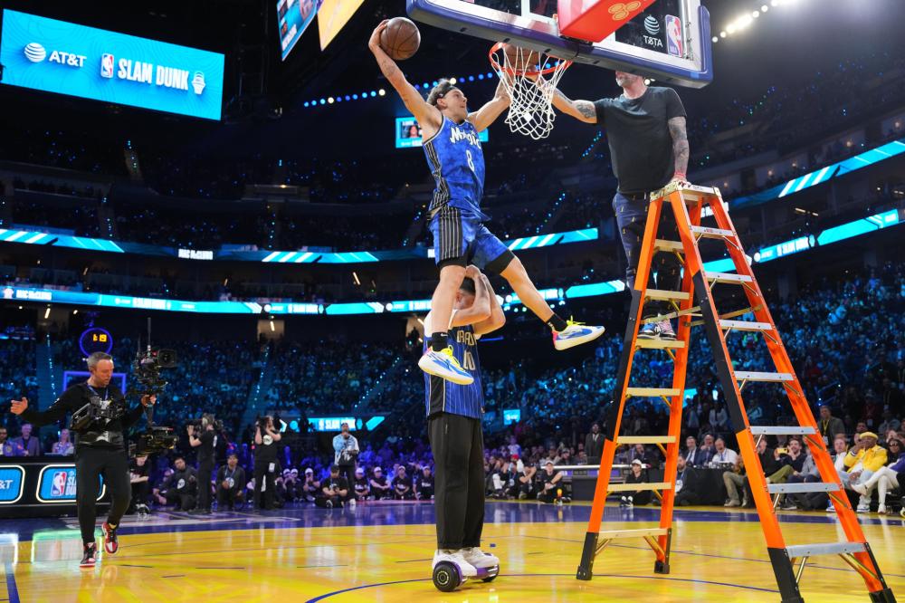 证了斯坦尼 证了斯坦尼