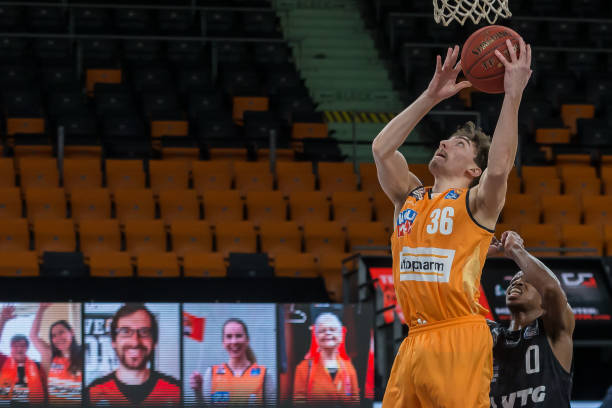 你要我直接 你要我直接